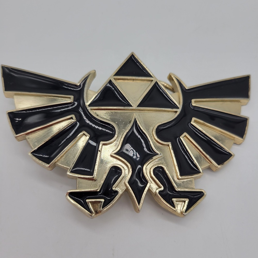 Nintendo Legend of Zelda Hyrule Crest Triforce Belt Buckle Gold Black 2013